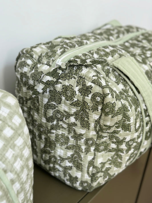 Grand sac week-end en tissu indien fleuri vert sauge - Bertille