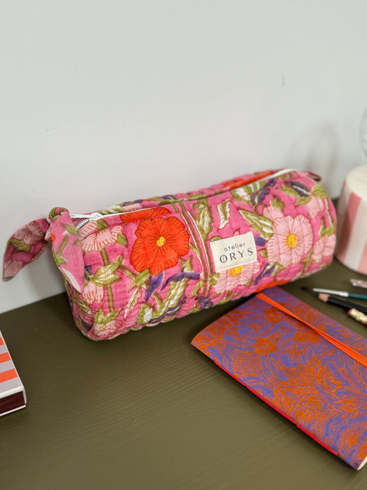 Trousse scolaire matelassée en tissu fleuri blockprint modèle Olympe Rosa