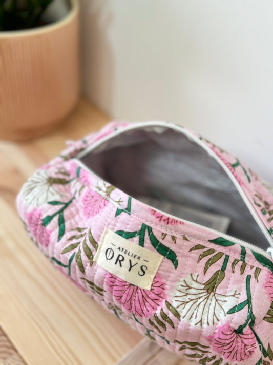 Toiletry bag with Indian flower patterns