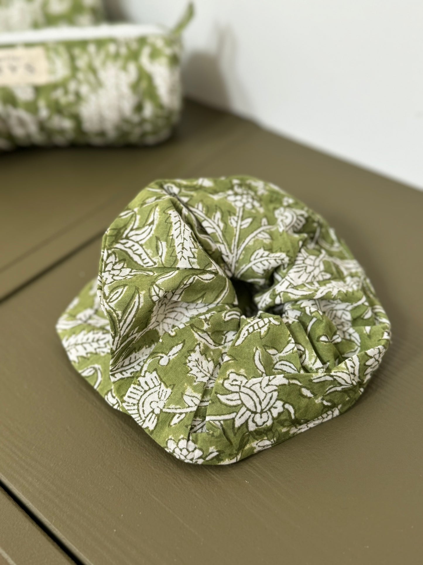 Chouchou Scrunchie Blockdruckmuster