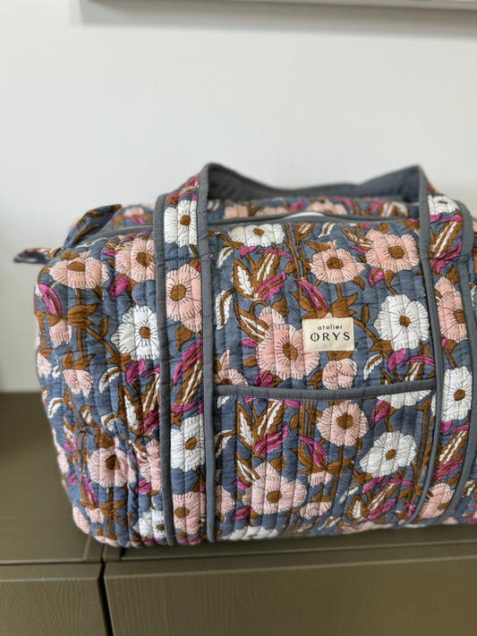 Grand sac week-end en blockprint fleuri bleu 100% coton - Olympe Bleu encre