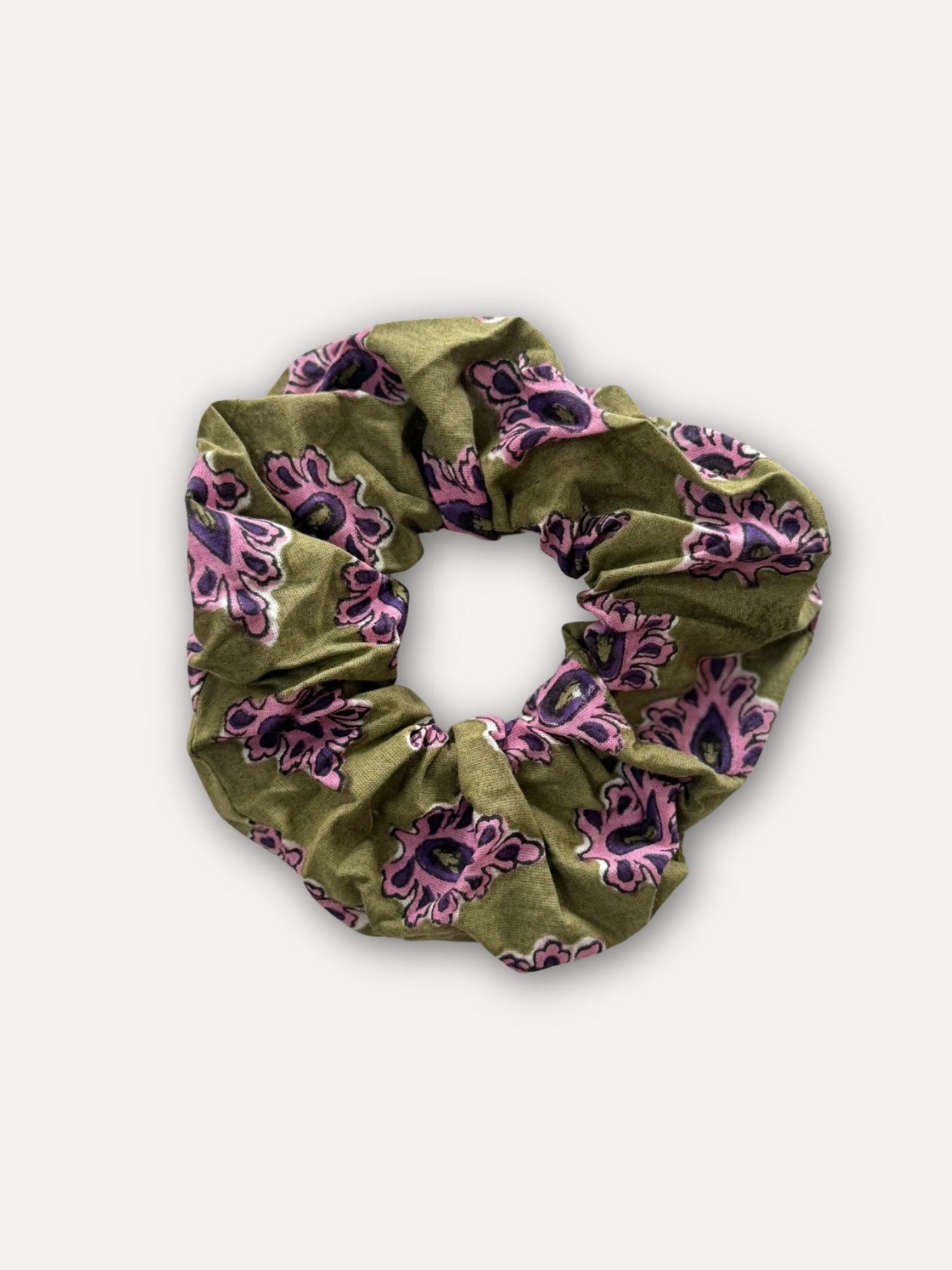 Chouchou scrunchie pour cheveux en tissu indien fleuri - Carmen Pourpre
