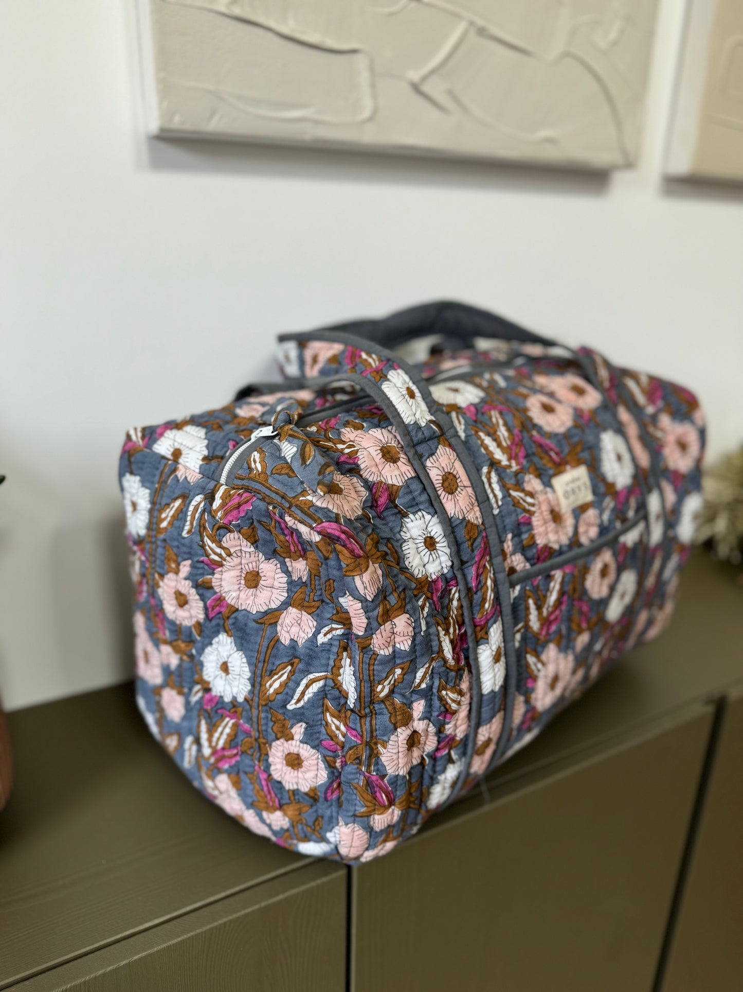 Grand sac week-end en blockprint fleuri bleu 100% coton - Olympe Bleu encre