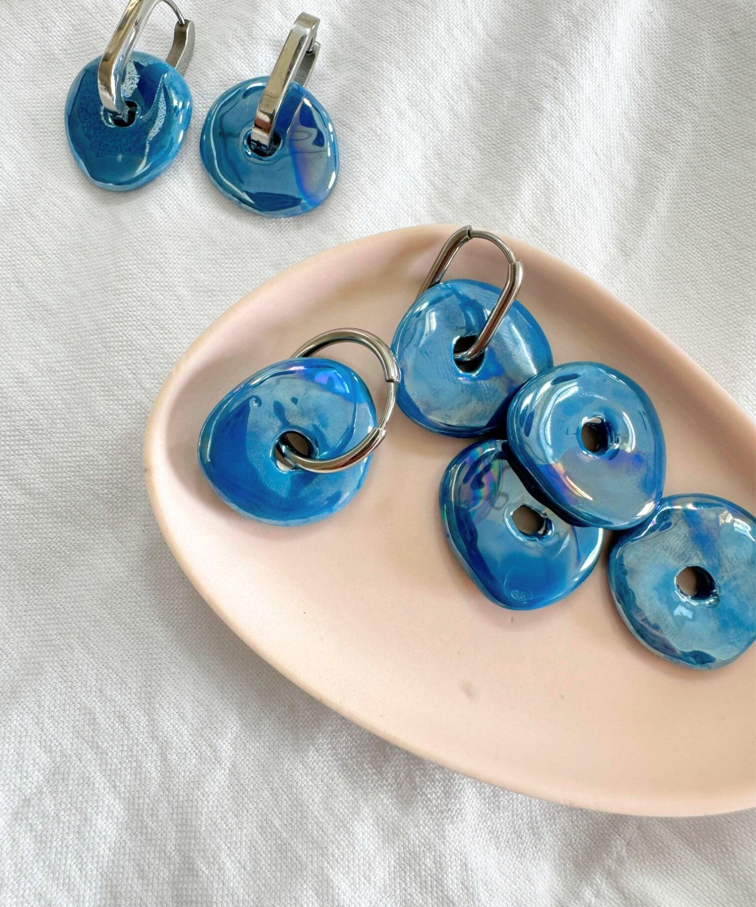 Perles en céramique pour créoles interchangeables, coloris bleu vert