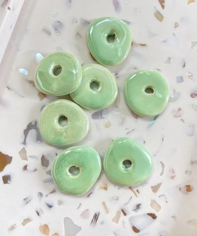 Perles en céramique pour créoles interchangeables, coloris bleu vert