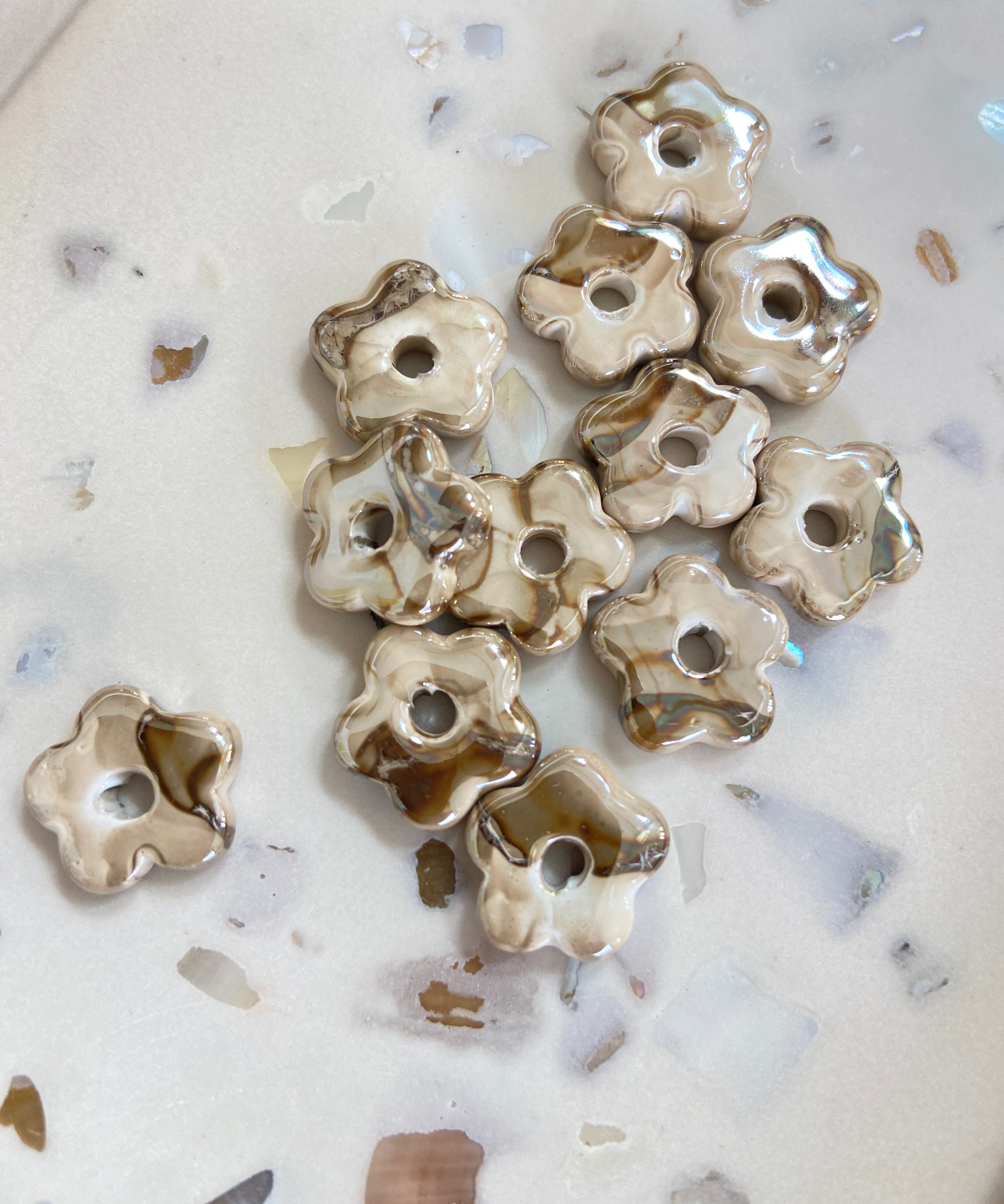 Perles en céramique pour créoles interchangeables, coloris beige