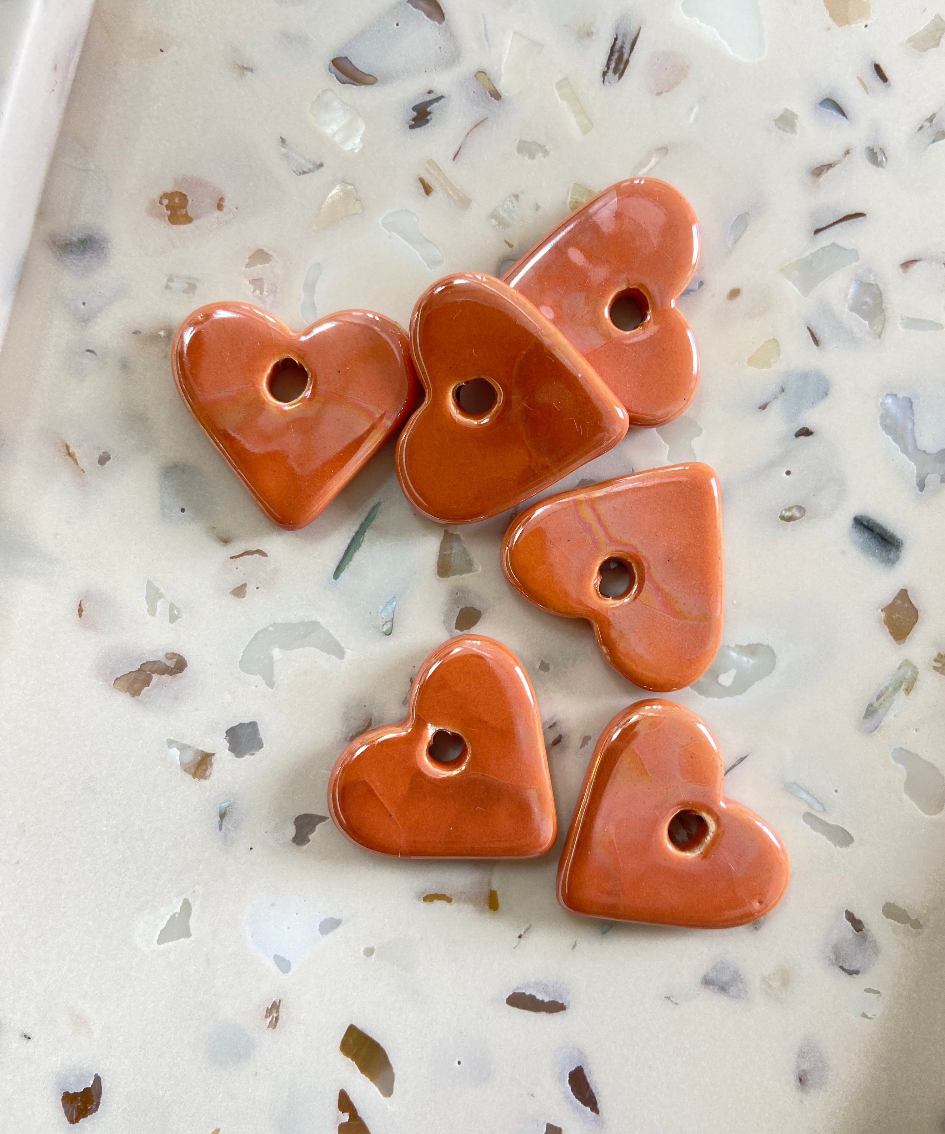 Pampilles en céramique pour créoles interchangeables, coloris rose orangé
