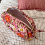 Trousse de beauté ou de toilette matelassée fleuri- Olympe Rosa