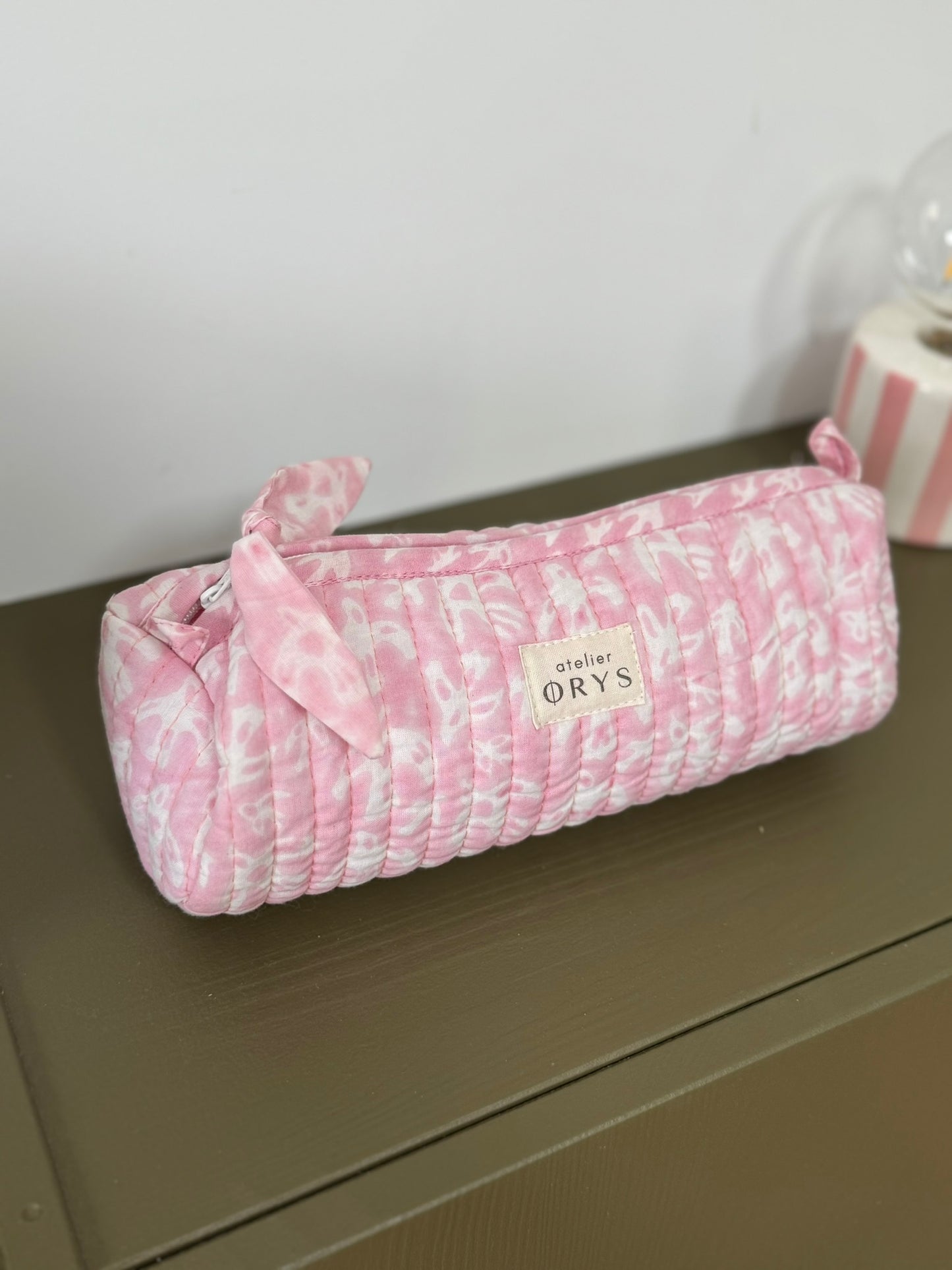 Trousse à crayons matelassée en tissu Indien blockprint, motif oiseaux roses