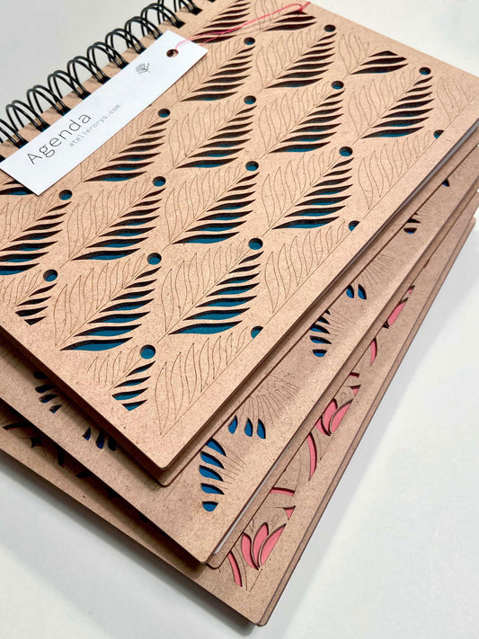 NOUVEAU Agenda planner 2025 en bois à motifs. Organisateur professionnel rechargeable et personnalisable, fibre de bois