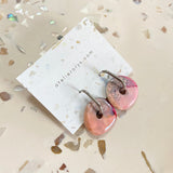 Créoles donut en céramique interchangeable, Rose marbré - Atelier ORYS